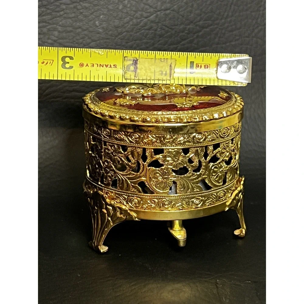 VTG 1928 Gift Accessory Co. Music Box Gold Regency Deep Coral Top Gold Roses